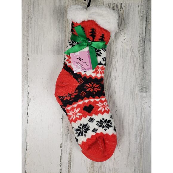 NWT Sherpa Lined Knit Winter Snowflake Holiday Design No-Slip Slipper Socks - Picture 1 of 6